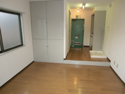 【洋室】 | 寿ハイツ