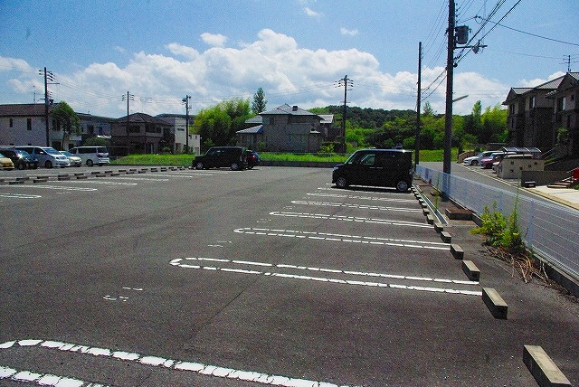 浅田モータープールの駐車場