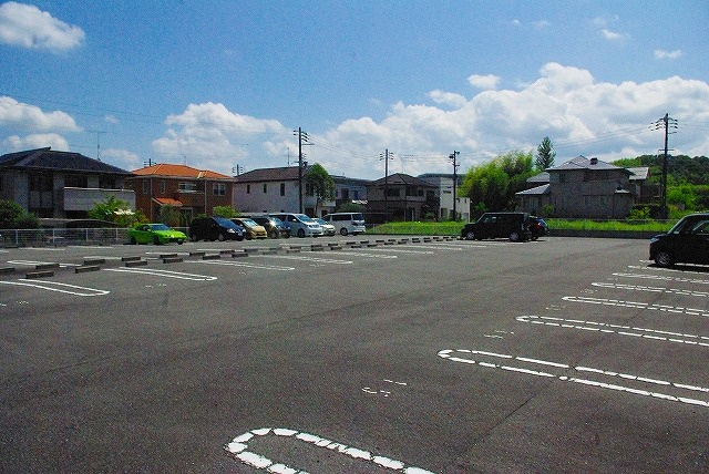 浅田モータープールの駐車場