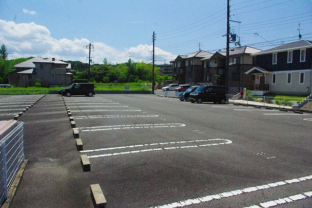 浅田モータープールの駐車場