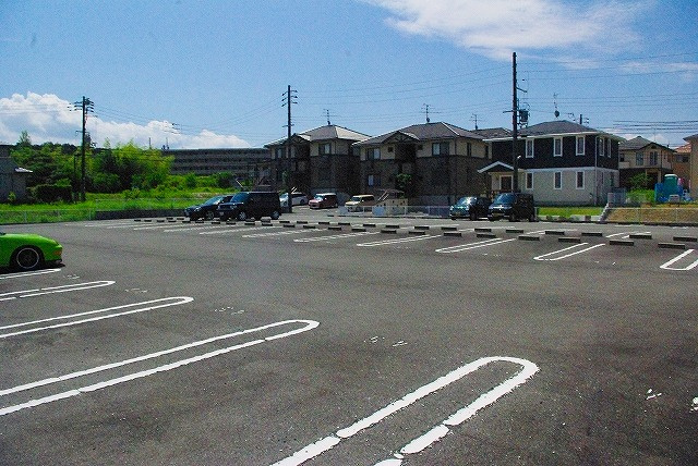 浅田モータープールの駐車場
