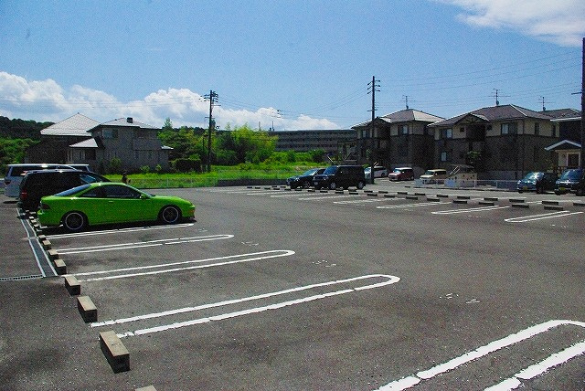 浅田モータープールの駐車場