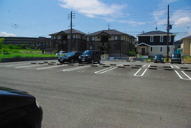 浅田モータープールの駐車場