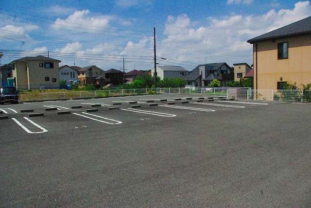 浅田モータープールの駐車場