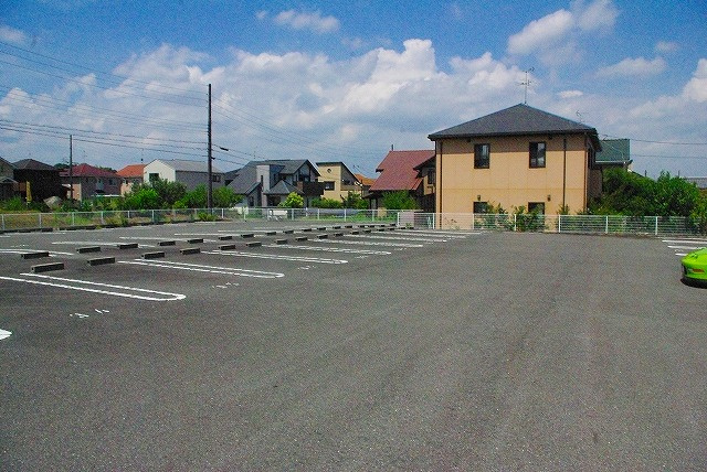 浅田モータープールの駐車場