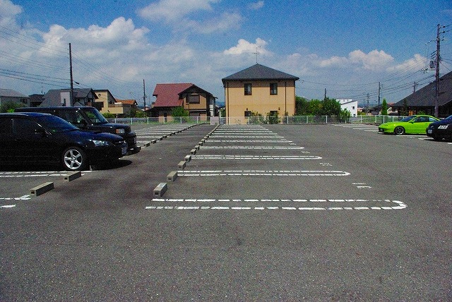 浅田モータープールの駐車場