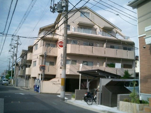 インテグラ・フェニックスパートⅠの外観