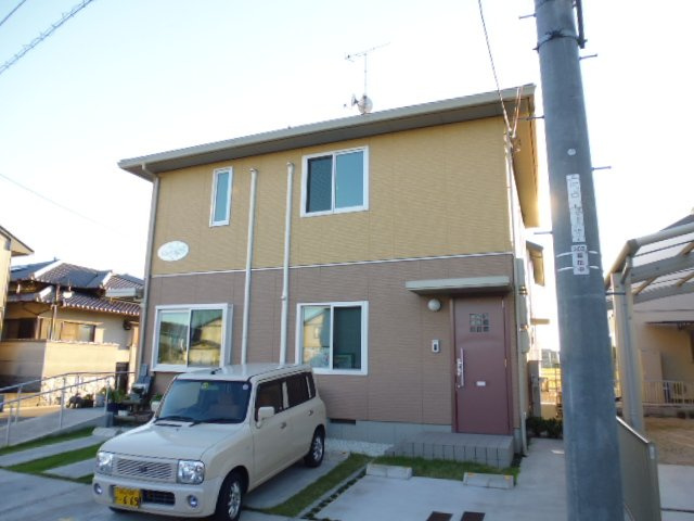 カレントの駐車場