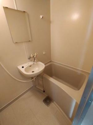 【浴室】 | エンフェル石切