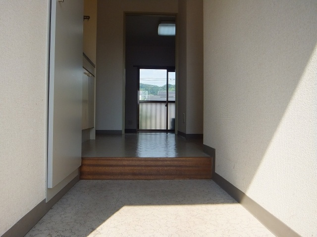 ハイツ河田2の玄関