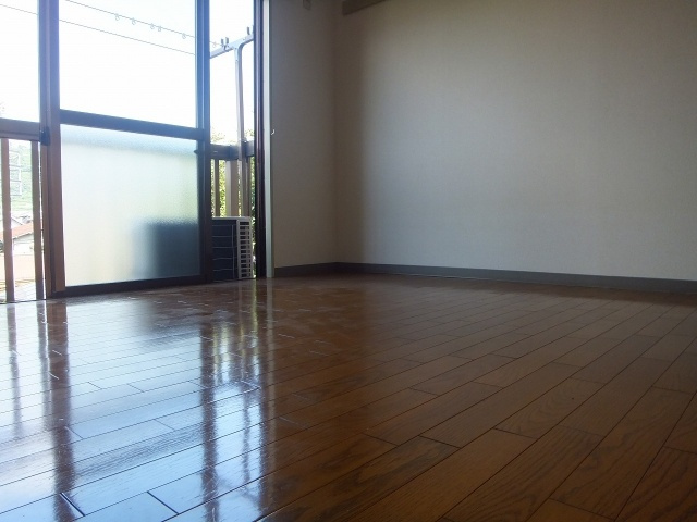 ハイツ河田2の居間・リビング