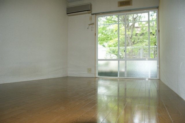 ハイツ河田1の居間・リビング