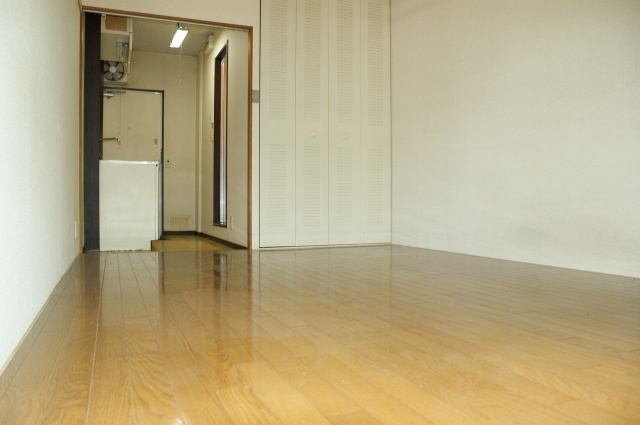 ハイツ河田1の居間・リビング