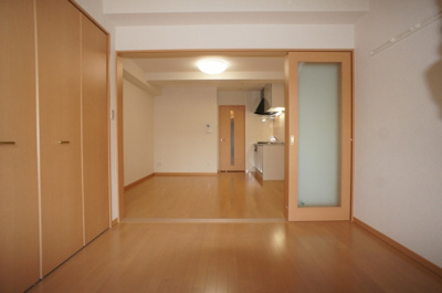  | グランエイト中津