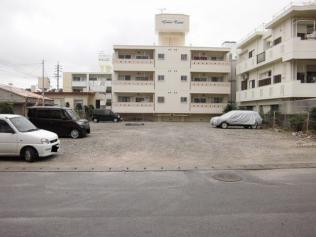 【外観】 | 兼城パーキング