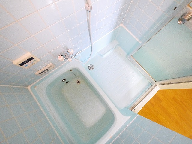 清山荘の浴室|コンパクトで使いやすいお風呂です