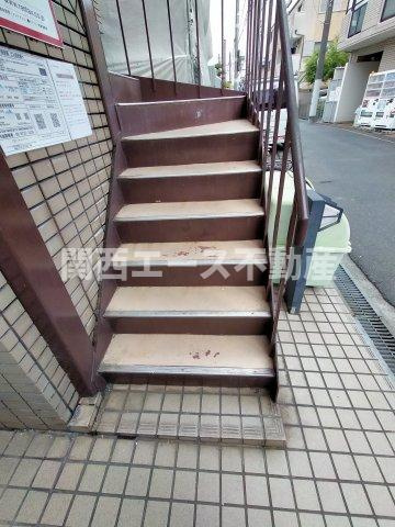 【エントランス】 | トマトハイツ菱屋西