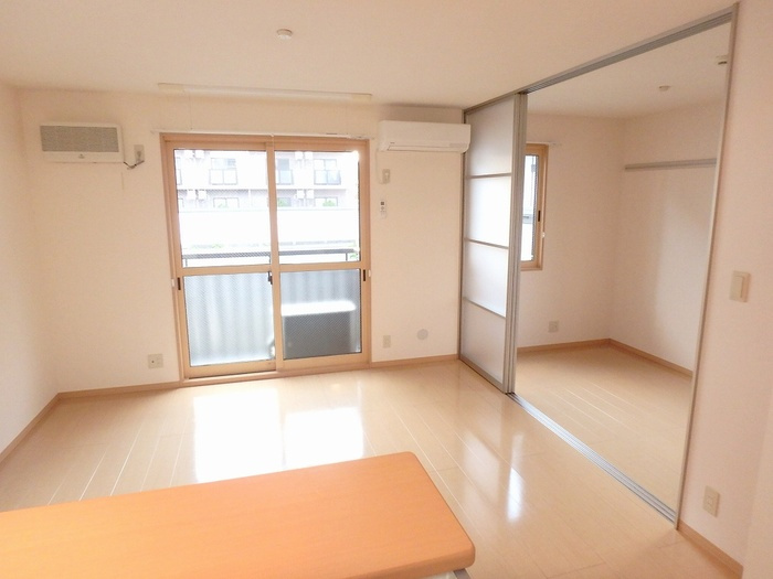 セレス本町の居間・リビング