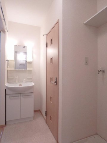 セレス本町の独立洗面台