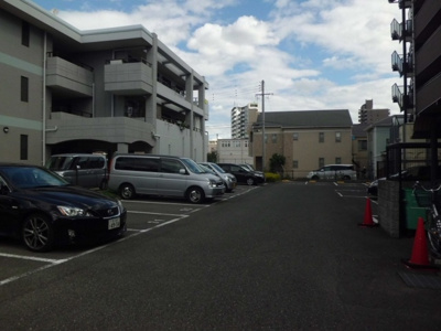 【駐車場】 | フレア・ブローリー | フレア・ブローリー