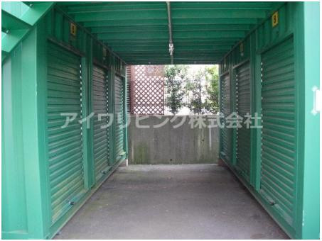 レンタルBOX豊ヶ丘の外観