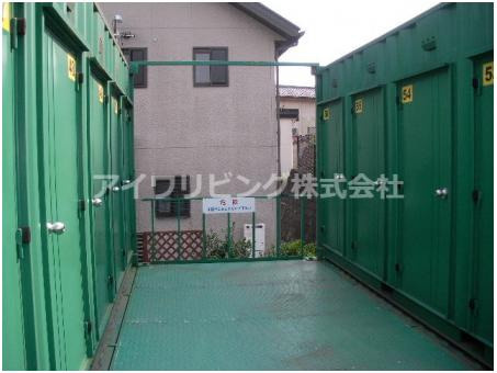 レンタルBOX豊ヶ丘の外観