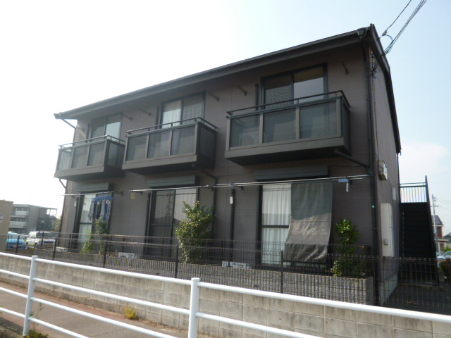倉敷市西中新田のアパートの外観