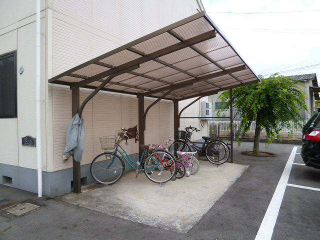 倉敷市中庄のアパートのその他共用部分|自転車置き場
