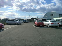 粟生外院モータープールの画像