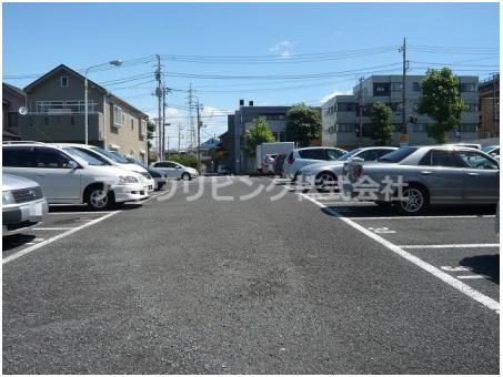 アイワリビング諏訪駐車場（普通車区画）の駐車場