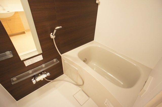 フォンテーヌ藤代の浴室