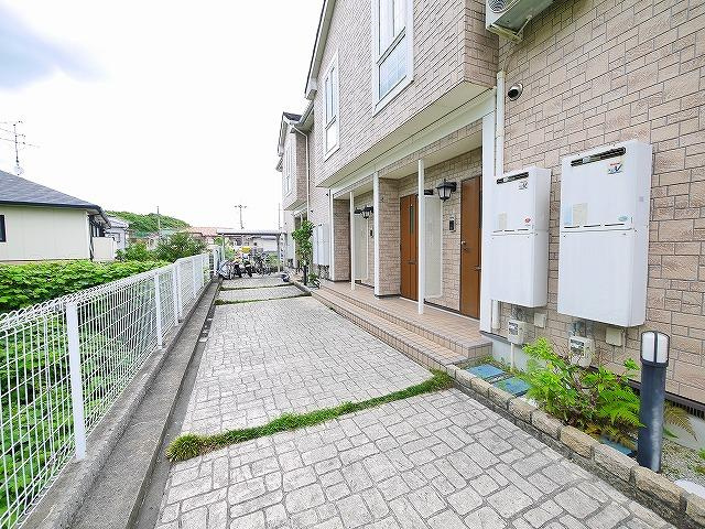 ジュネスメゾンのエントランス|清潔なエントランスです