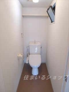 グランドール真和Ⅰのトイレ|シャワートイレ・窓あり