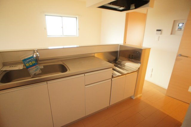 クラベール壱番館のキッチン|お料理しやすいキッチンです