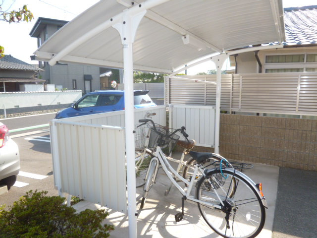 都窪郡早島町前潟のアパートのその他共用部分|駐輪場