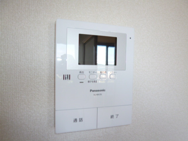 サリネージュ山手Ｅのセキュリティ|ＴＶインターホン