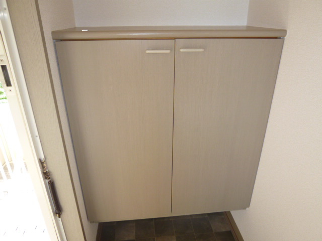 サリネージュ山手Ｅの収納