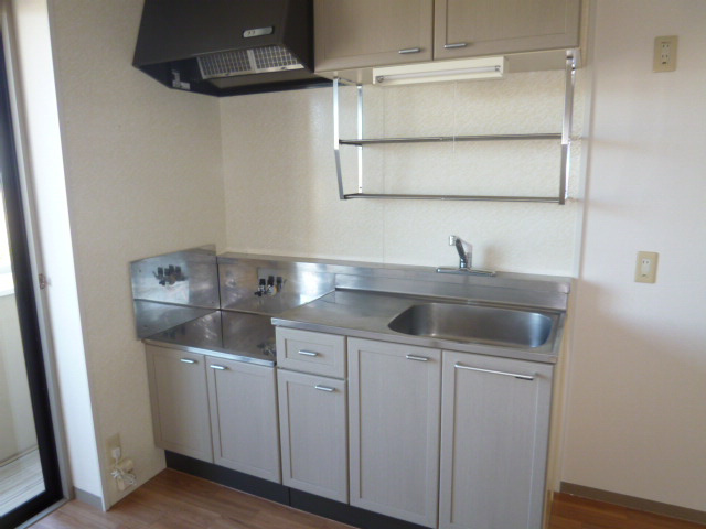 サリネージュ山手Ｅのキッチン