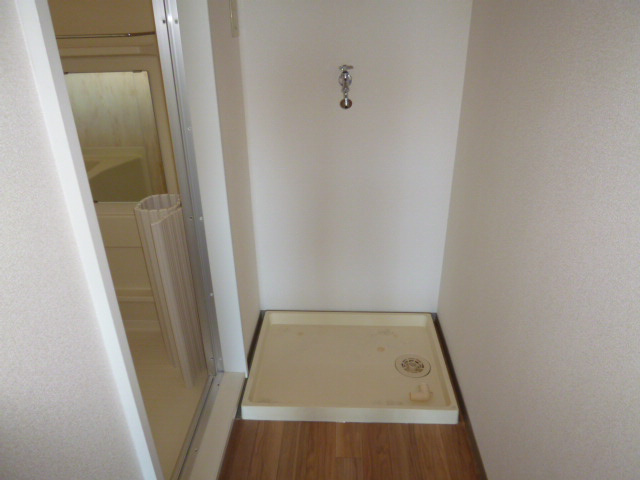 サリネージュ山手Ｅのその他|洗濯機置き場