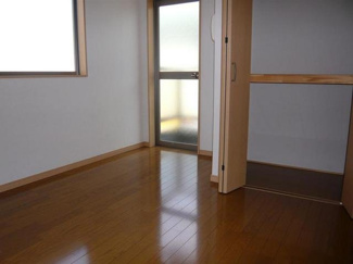 【洋室】 | ルンサリーチェ | ルンサリーチェ