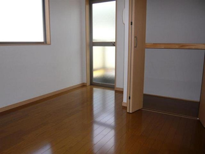 【洋室】 | ルンサリーチェ | ルンサリーチェ