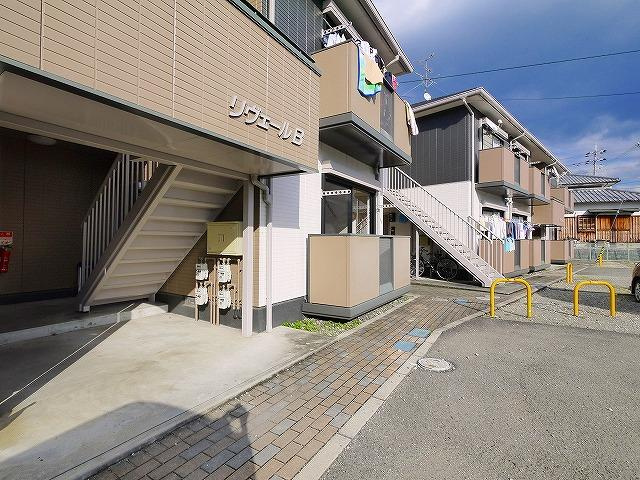 リヴェールB（石上町）のエントランス|エントランスです