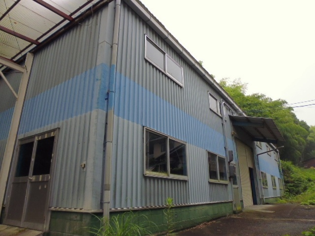 都窪郡早島町矢尾の倉庫の外観