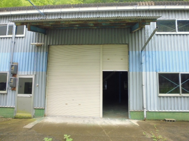 都窪郡早島町矢尾の倉庫の外観