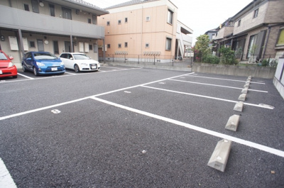 【駐車場】 | グリーンパーク守谷壱番館