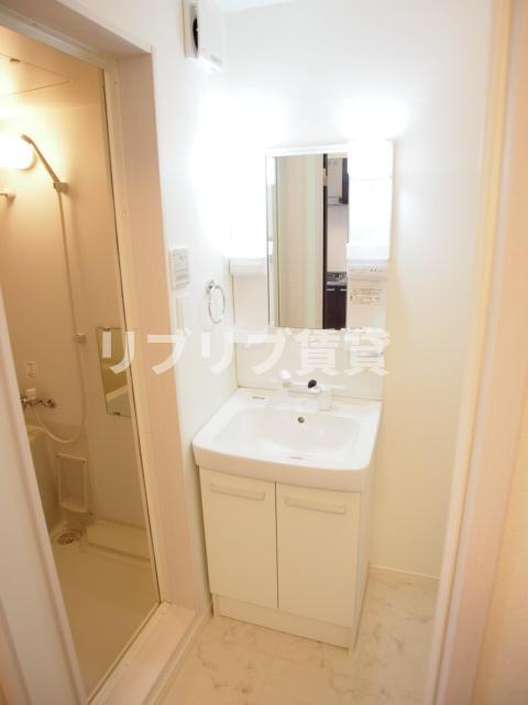 クレセル本千葉の独立洗面台