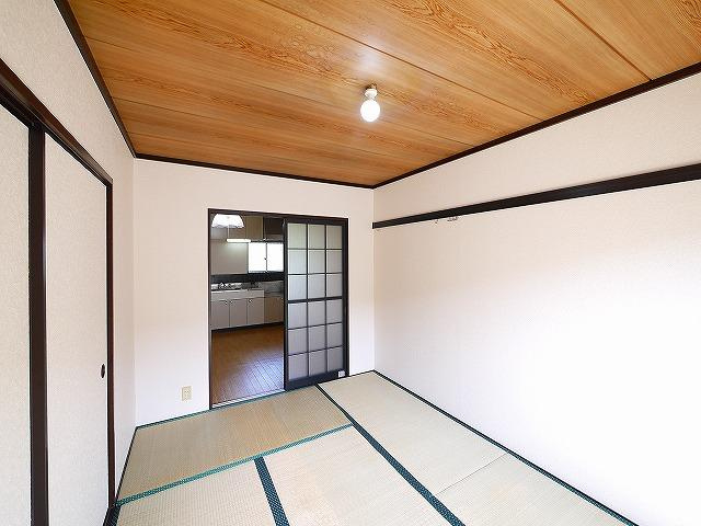 和幸ハイツAの和室|い草の香りが落ち着く素敵な和室です