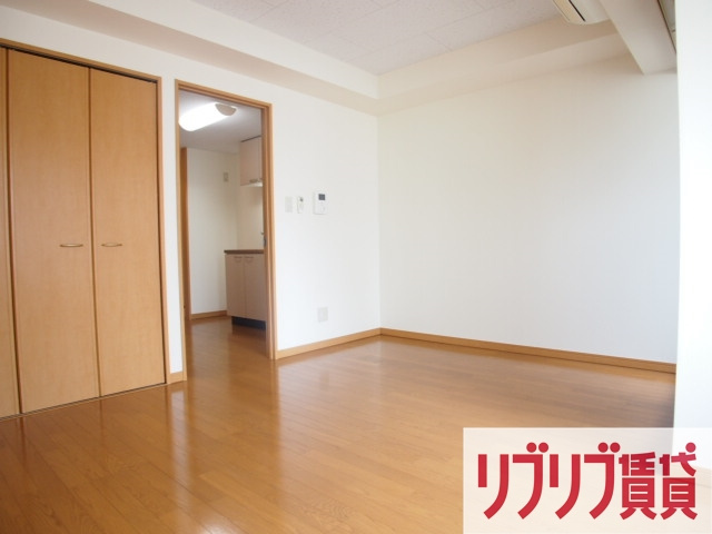 ウィステリア新田町の居間・リビング