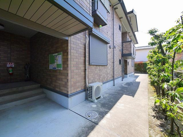 カルチェ青垣Bのその他共用部分|昇降口