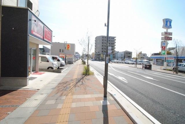 青木ビルの周辺